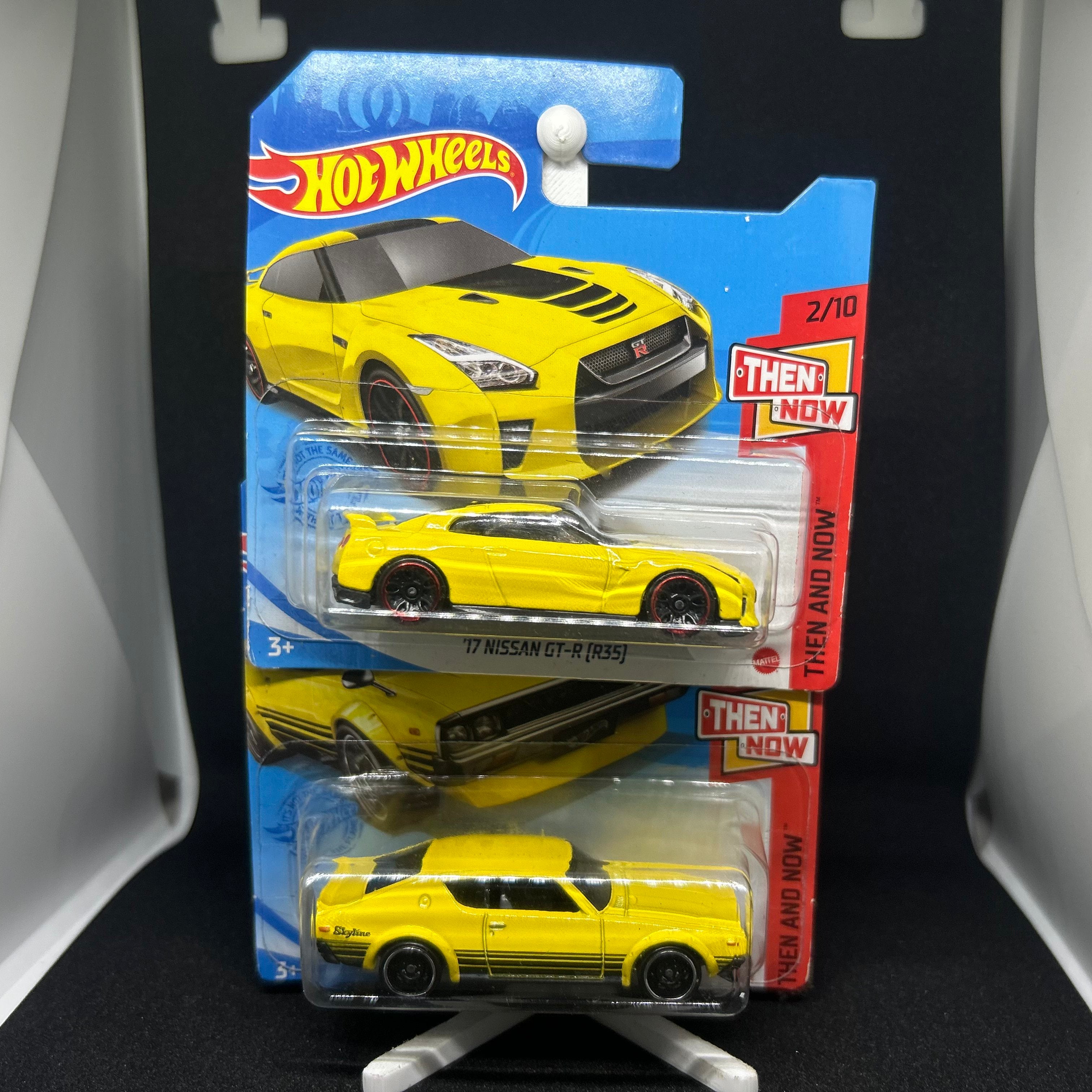 17 Nissan GT-R (R35) & Nissan Skyline 2000 GT-R Hot Wheels India