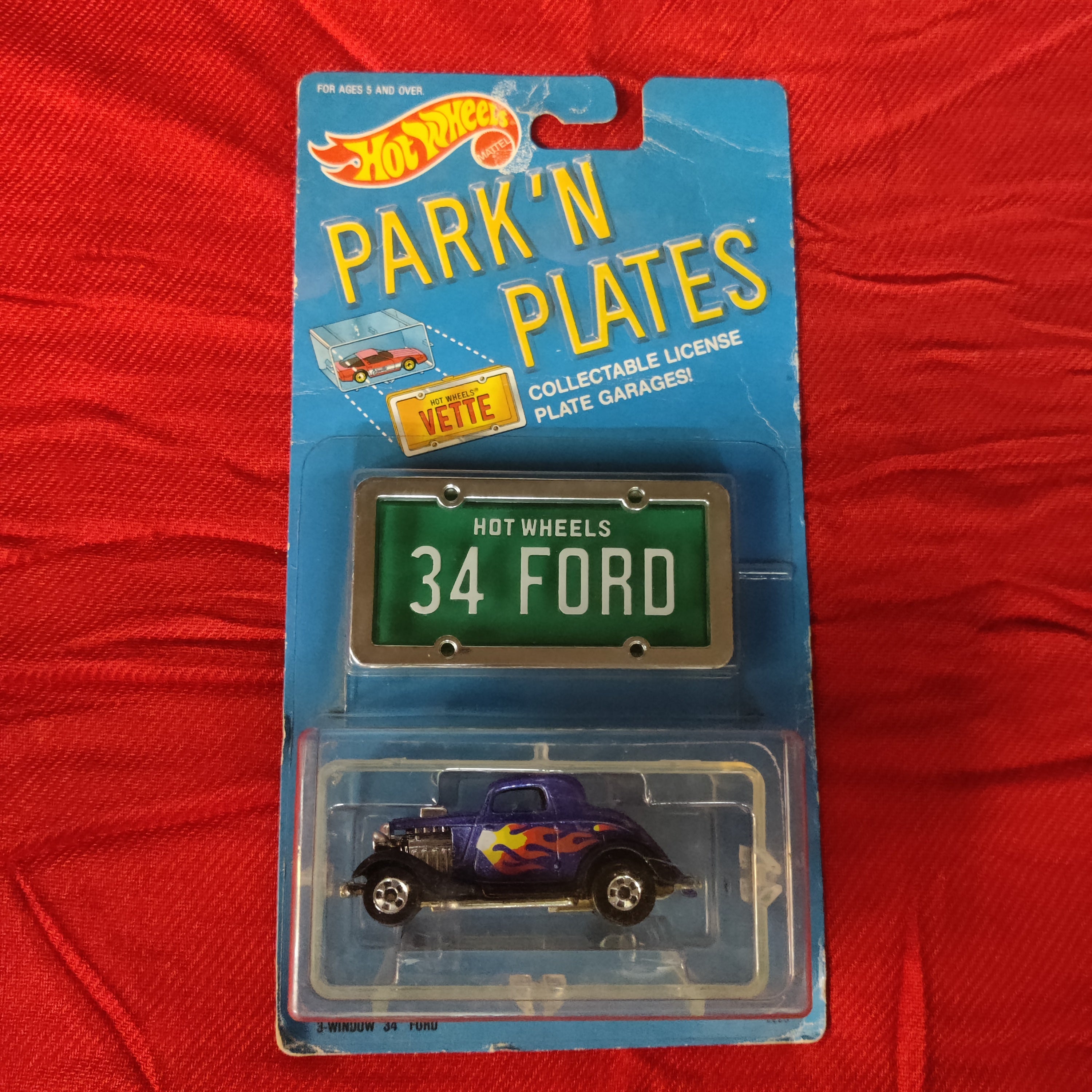 Hot Wheels Park 'N Plates '34 Ford - Vintage Sealed Set